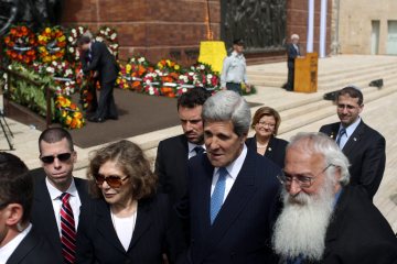 Secretary of State John Kerry during the annual ceremony at the Yad Vashem Holocaust Memorial complex in Jerusalem on April 8, 2013.