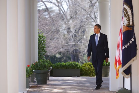 President Barack Obama makes his way to the Rose Garden to speak on the budget on April 10,2013 at the White House in Washington.