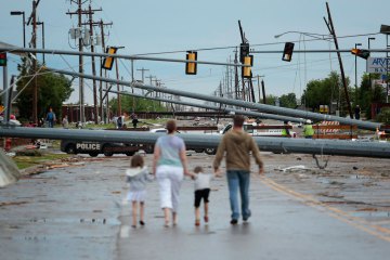 *** BESTPIX ***  Massive Tornado Causes Large Swath Of Destruction In Suburban Moore, Oklahoma