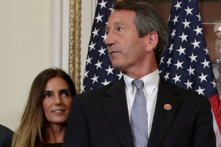 Mark Sanford's fiancee Maria Belen Chapur speaks to media