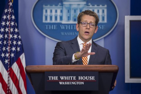 Jay Carney Answers Questions About Photographer's Access Issues at White House